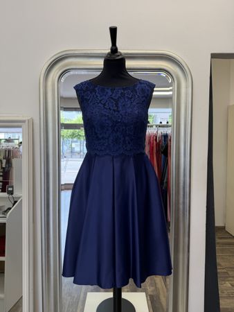 Elegantes marineblaues Spitzen-Cocktailkleid Größe 36