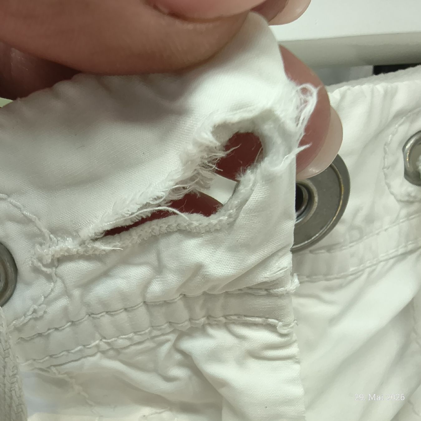 Pantaloni: Sommerliche Capris weiss, Gr. 36, Biaccini – Usato da Emmetten venduto da SecondhandSiska 4
