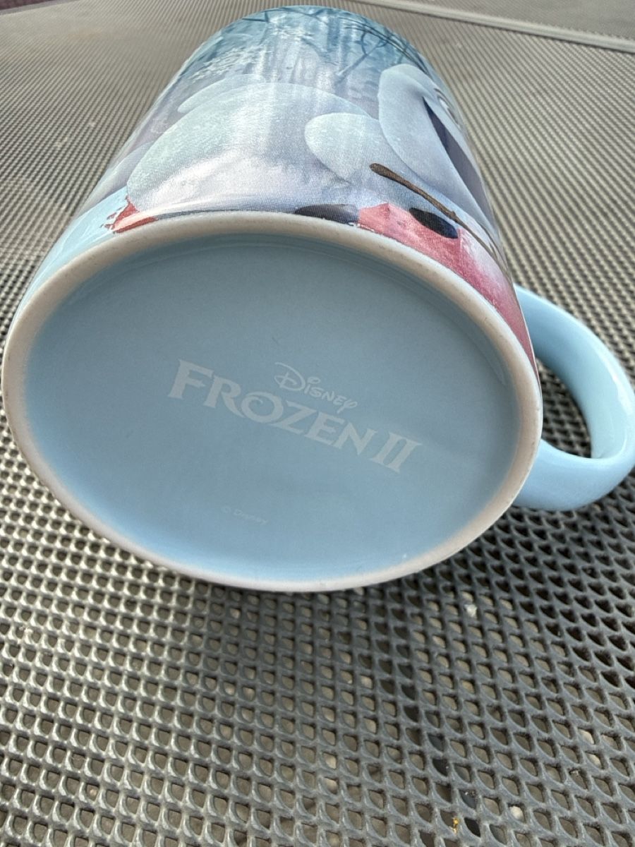 Coop Tazze: Tasse Frozen mit Olaf – Usato da Dettighofen (Lengwil) venduto da Dolol 1