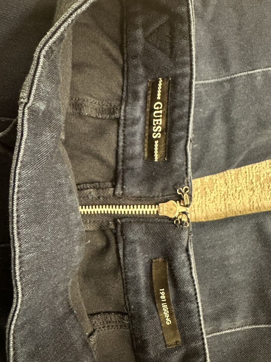 Hosen: Guess Hose Damen Gr:M – Gebraucht aus Sevelen von Stopglobal. 5