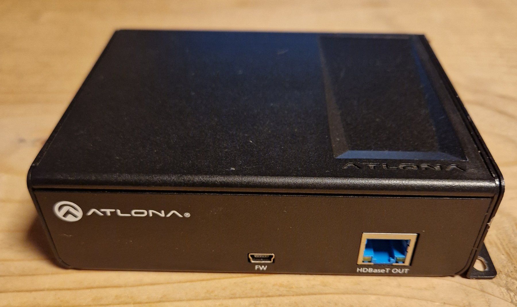 Elektronikbauteile: Atlona AT-HDVS-150-TX  --  TOP --  Switch Box – Gebraucht aus Bennau von Sven-369 1