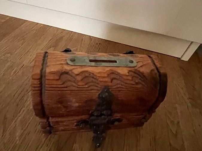 Tutte le decorazioni: Holz-Schatulle, rustikal und einzigartig, Vintage-Look – Usato da Zürich venduto da Belisimo 1