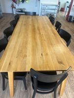 Massiver Eiche Tisch für 10 Personen 