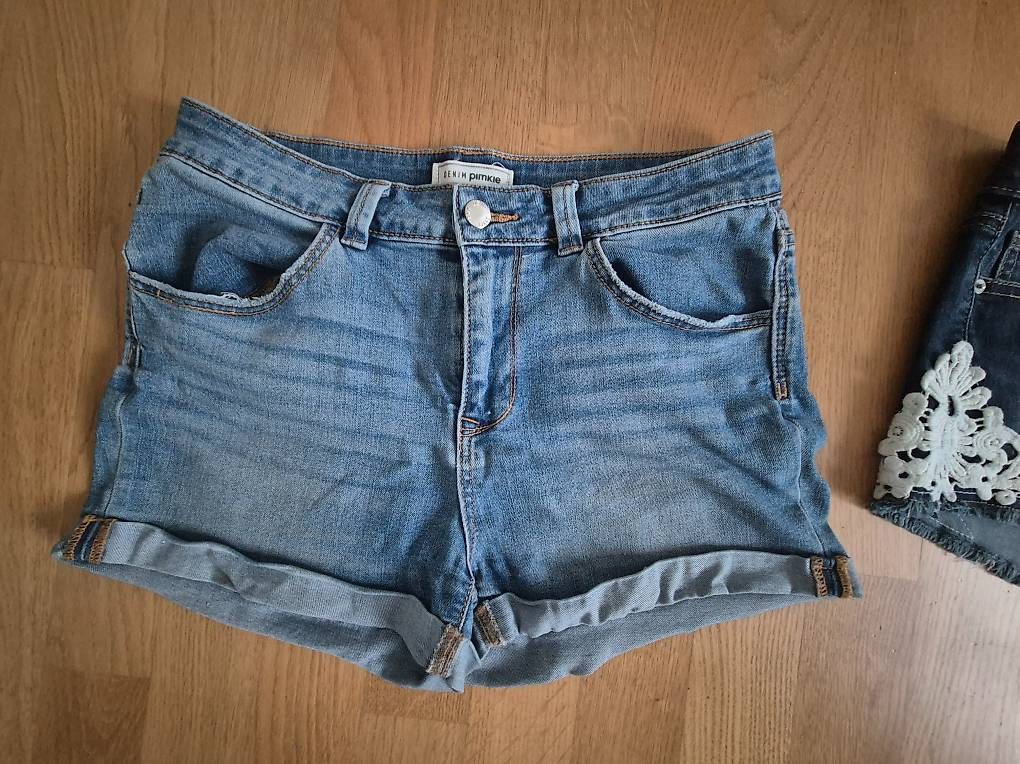 Pantalons: 3 kurze Hosen im Set, Gr. 36 – D'occasion à Kriens par Moana89 1