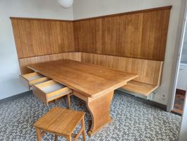 Massiver Eichen Tisch mit Eckbank