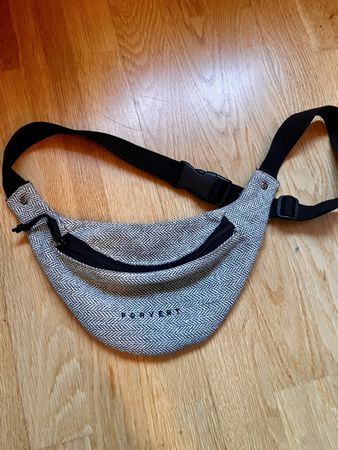 Neue Bauchtasche vom Label Fortvert