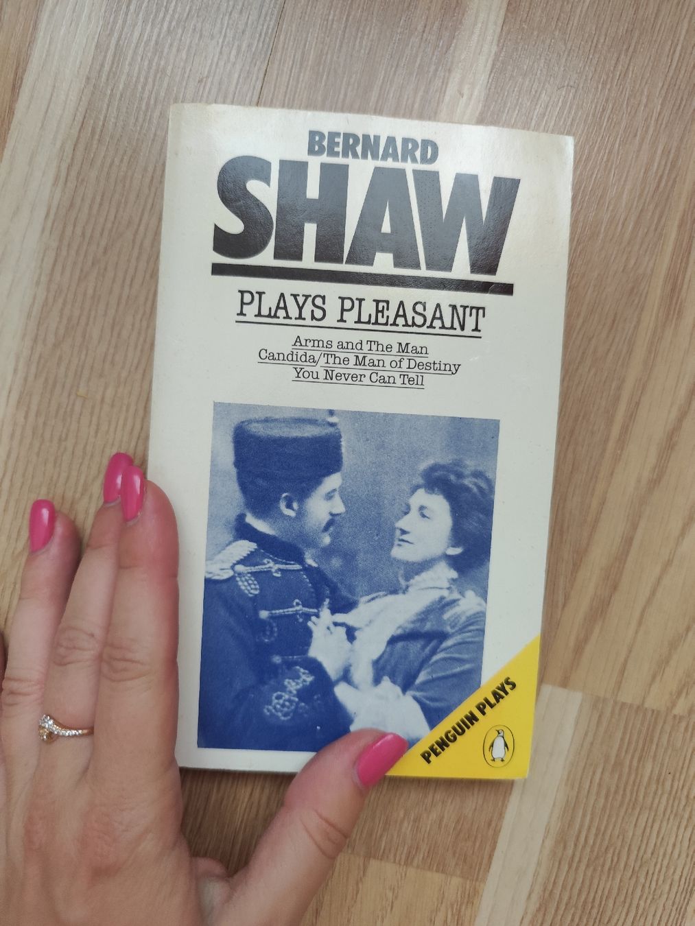 Libri: Bernard Shaw Plays Pleasant Penguin Books – Usato da Mägenwil venduto da VintageGirly