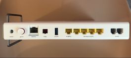 Swisscom Internet Box 4, inkl. Kabel / Adapter