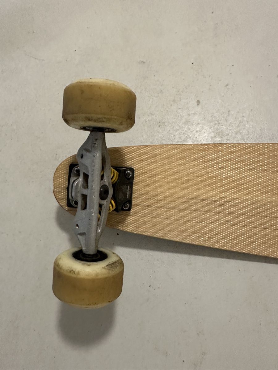 Skateboards: Slalomboard/Longboard – Usato da Winterthur venduto da SellBell 2