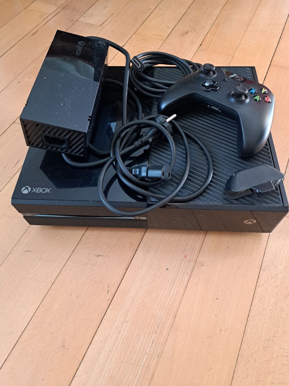 Microsoft Console: X-Box One  – Usato da Basel venduto da Affe0815