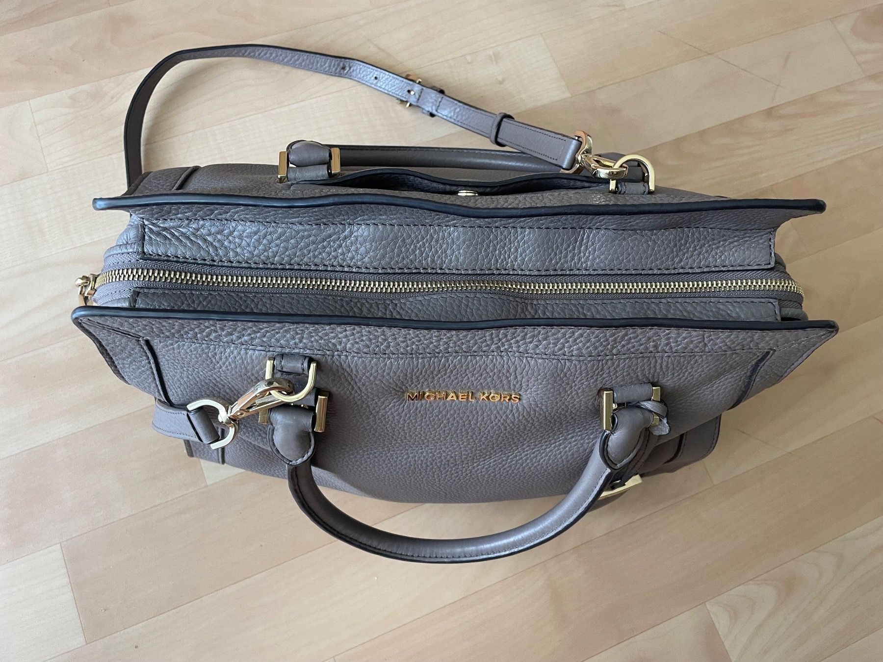 Michael Kors Borse da donna: MICHAEL KORS Handtasche – Nuovo (secondo la descrizione) da Zürich venduto da Angela_Fashion_Lover 2