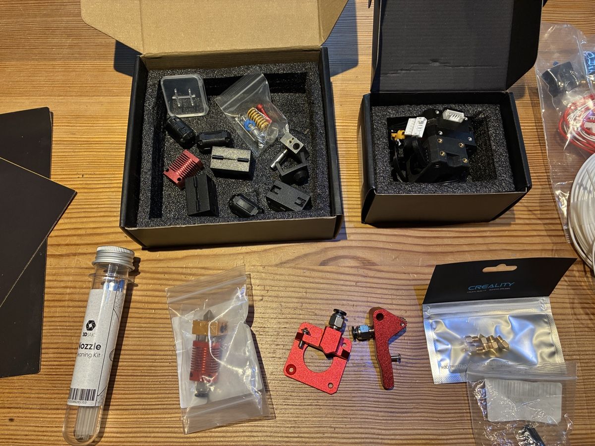 Creality Stampanti 3D: Ender 3 v2 3d Drucker mit Zubehör  – Usato da Weisslingen venduto da roe_tz6r 7