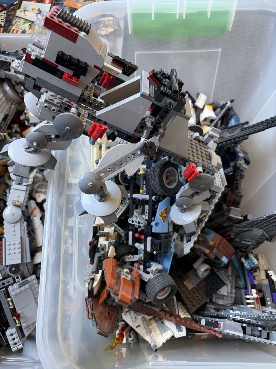 Lego Kit di costruzioni: Lego Konvolut Star Wars Sammlung .  – Usato da Wängi venduto da Tesimo 9