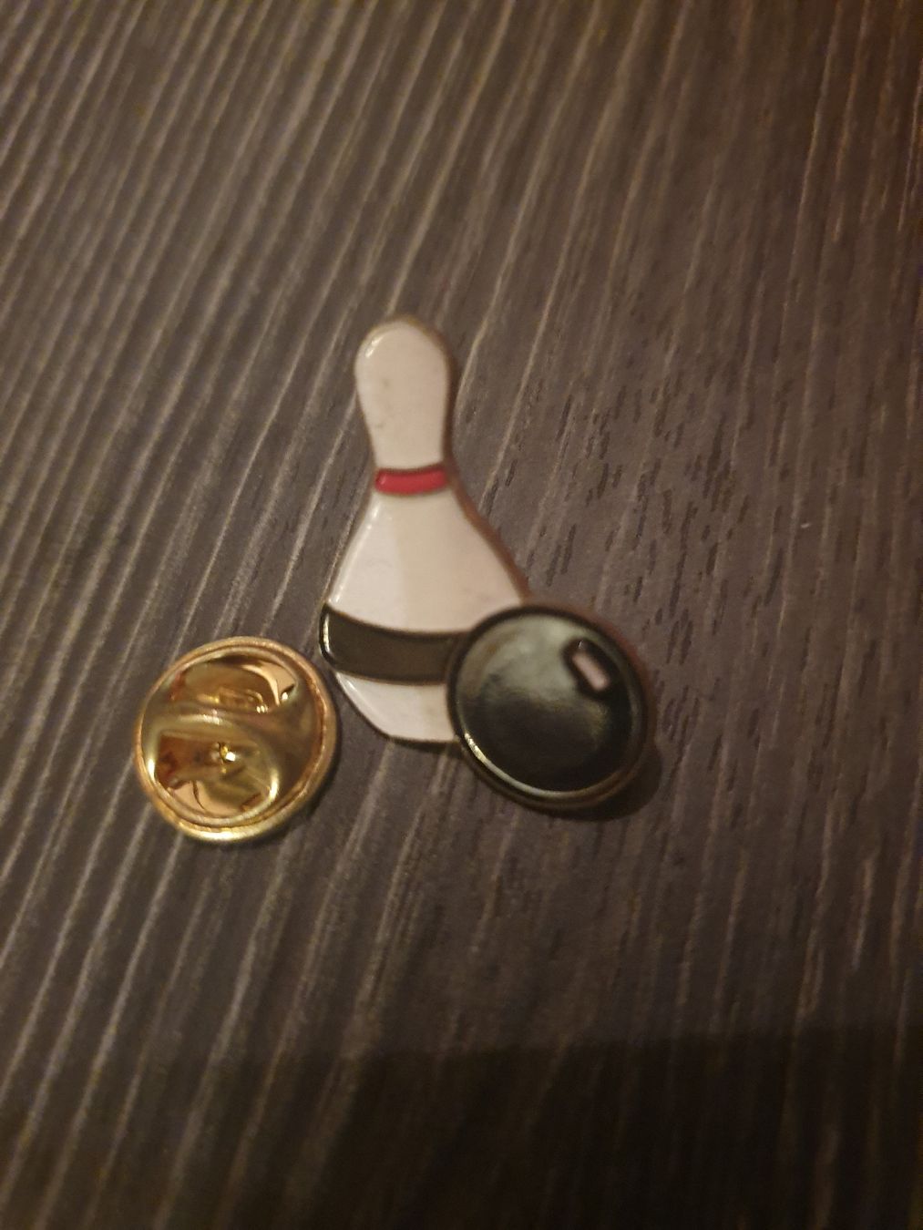 Placchette & Badge: Pin Bowling – Usato da Thun venduto da Kissthis