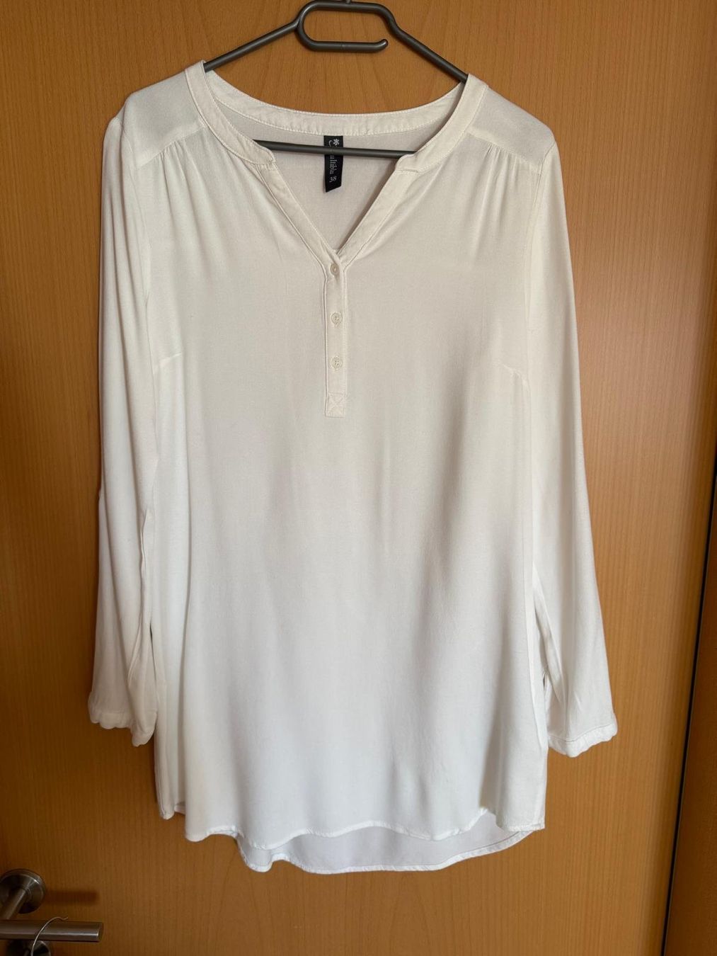 Tuniken: Multiblu Bluse / Tunika in Weiss | Gr. 38 | 100% Viskose – Gebraucht aus Auw von Francis07