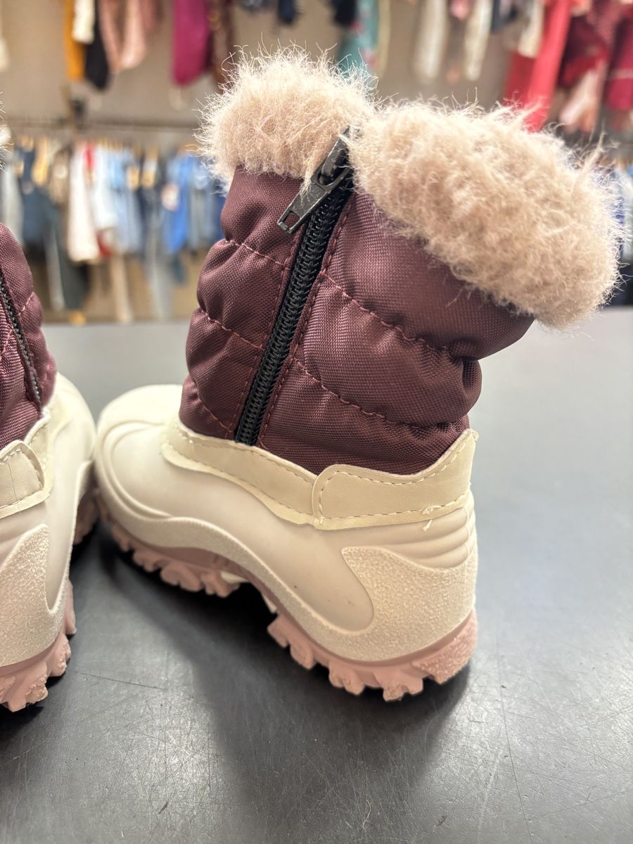 Scarpe per ragazze: Winterstiefel Mädels, Grösse 21 – Usato da Büren an der Aare venduto da Nikito2001 2