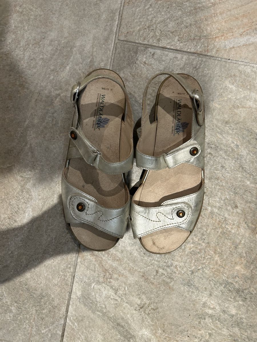 Scarpe da donna: sandalen 49 waldläufer – Usato da Zürich venduto da 11Zitronenfalter