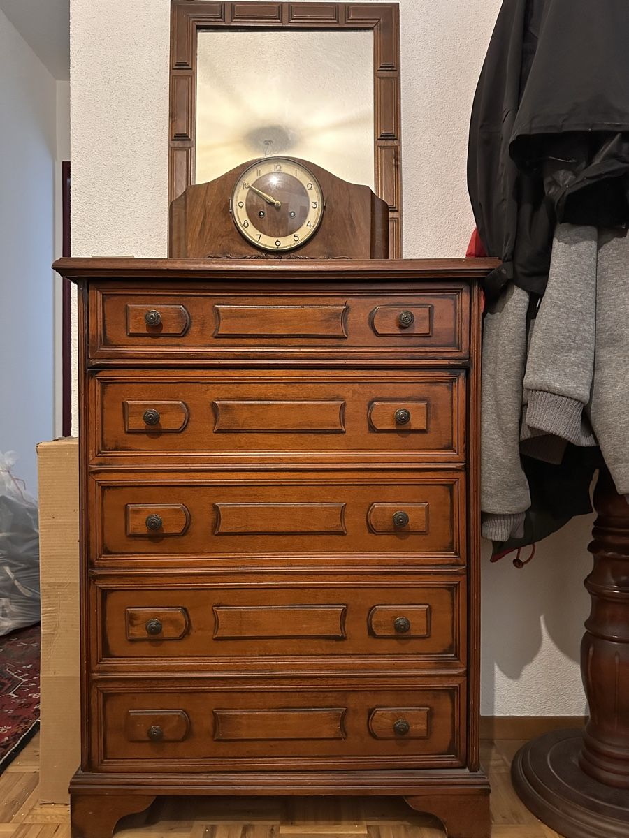 Commodes: Kommode  Holz Massiv Möbel – D'occasion à Dübendorf par medusa37