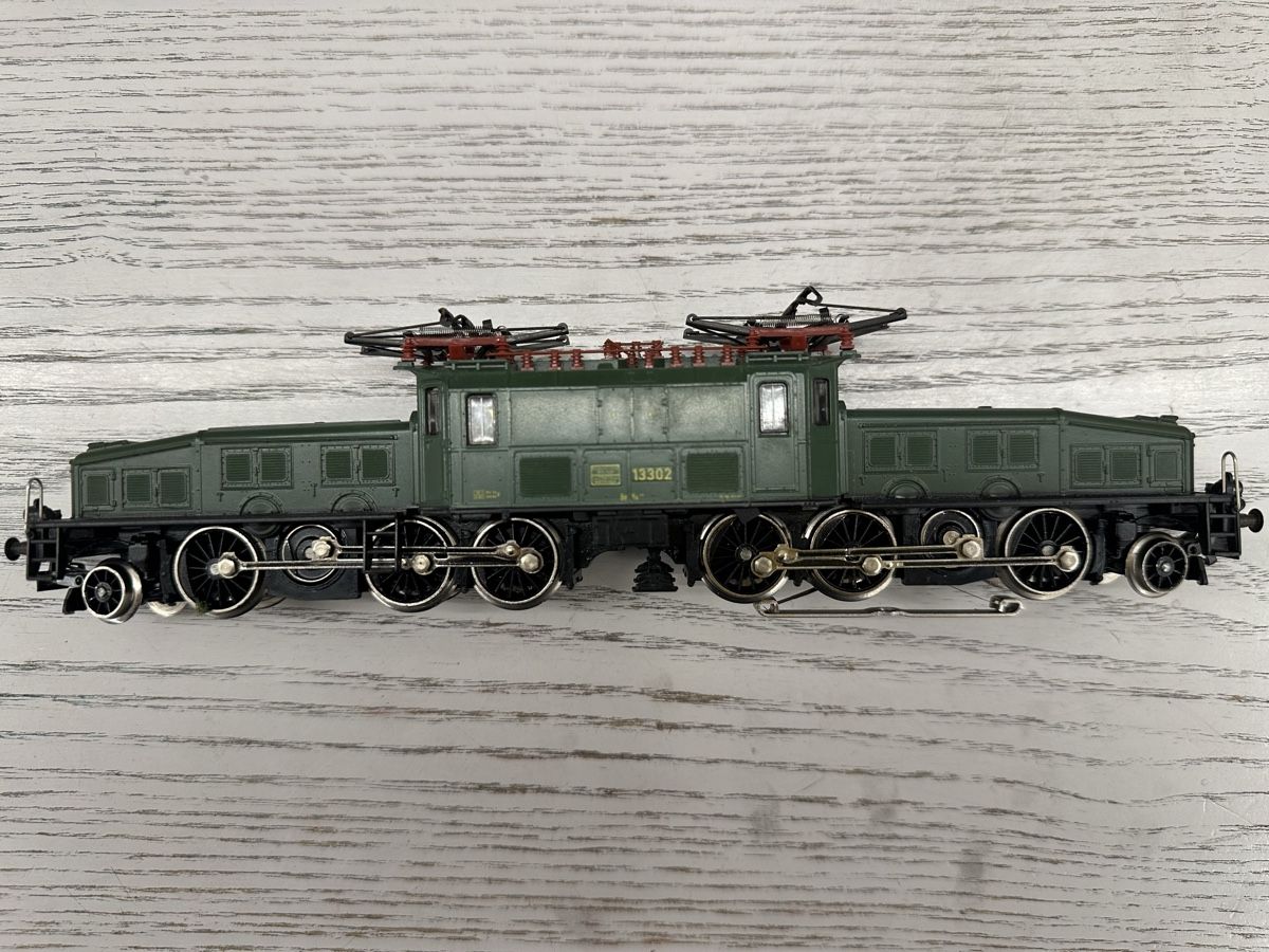 Märklin Modellini di ferrovie: Märklin 3056 SBB Ce 6/8 III – Usato da Lupsingen venduto da New-Haven 3