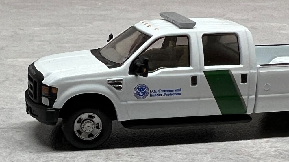 RPS FORD F350 SUPERDUTY CREW CAB „US BORDER PATROL„ (Neu (gemäss ...