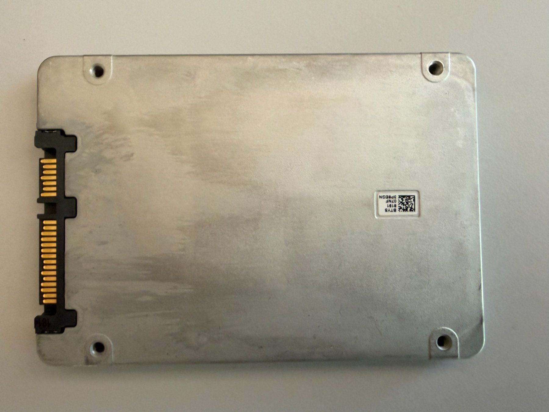 Intel Dischi rigidi: Intel SSD DC S4500 3.84TB SSDSC2KB038T7 SATA Enterprise – Usato da Pratteln venduto da HMW-Solutions 1