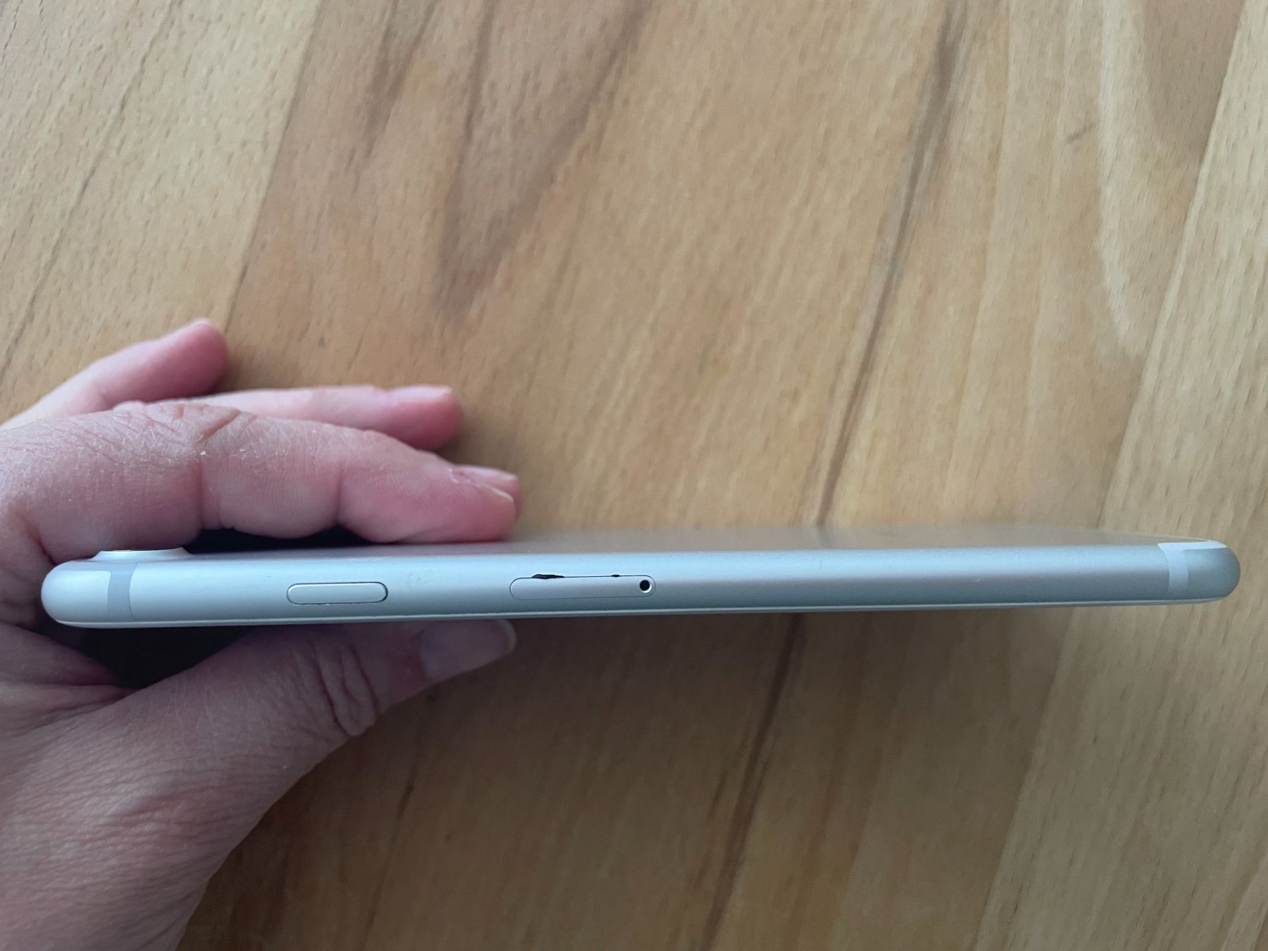 Apple Telefoni cellulari / Smartphones: iPhone 7 128GB Silber – Usato da Zell ZH venduto da johsu79 8