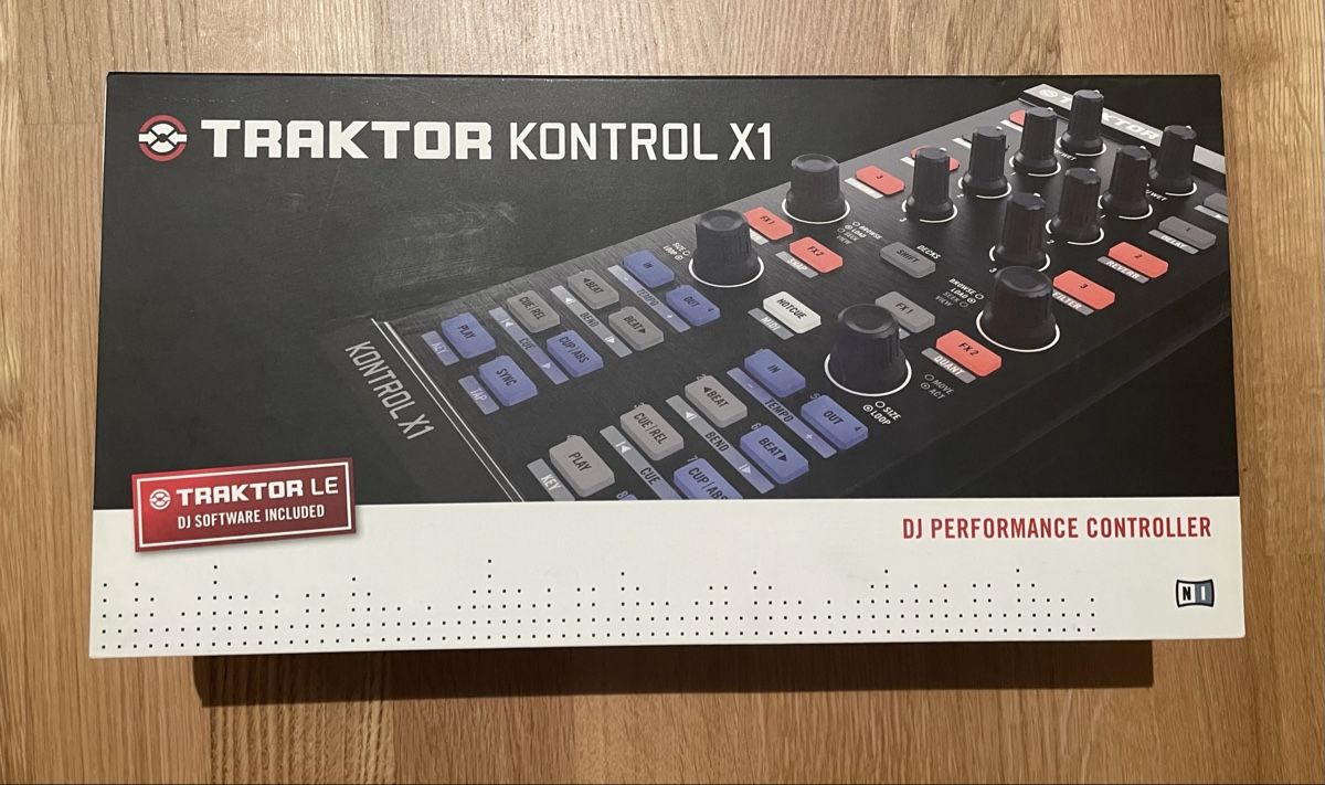 Steuerung: Native Instruments Traktor Kontrol X1 DJ Controller neu – Gebraucht aus Luzern von livbu