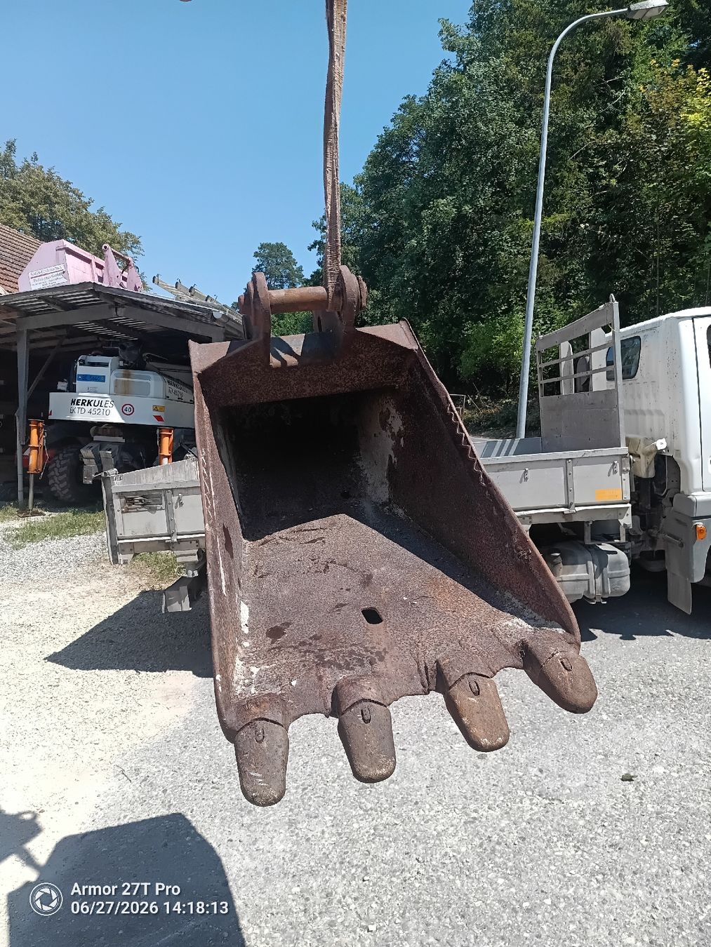 Menzi Muck Escavatori: Menzi Muck Löffel – Usato da Leuzigen venduto da Nachtluchs 1