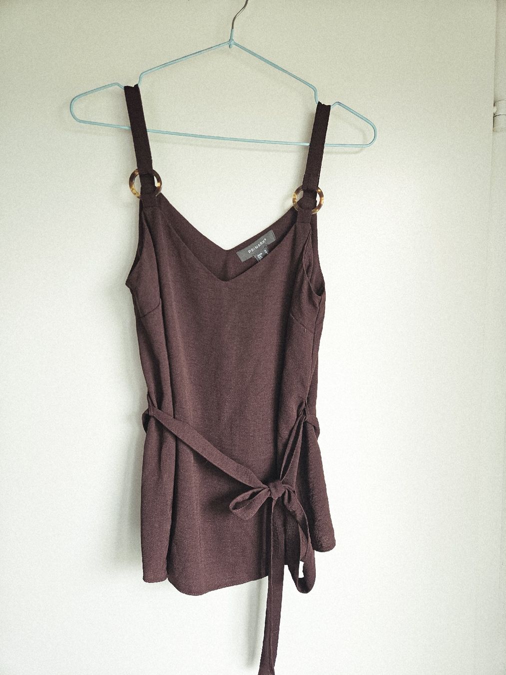 Primark Top: Braunes Sommer Top von Primark – Usato da Ebikon venduto da SecondChance_byM