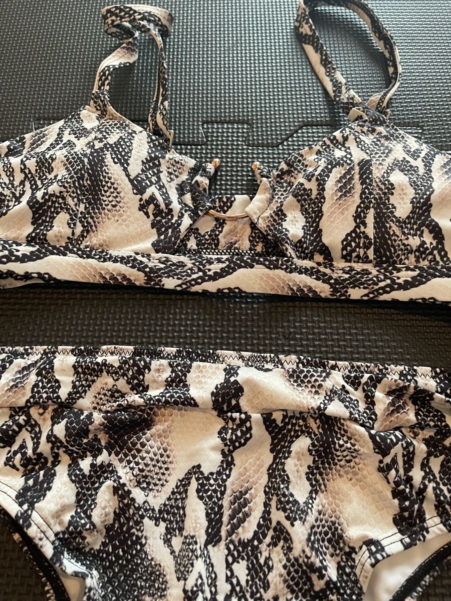 Costumi da bagno & Bikini: Neues Bikini Gr S mit Schlangenmuster – Nuovo e nell'imballaggio originale da Bassersdorf venduto da Sandy456 3