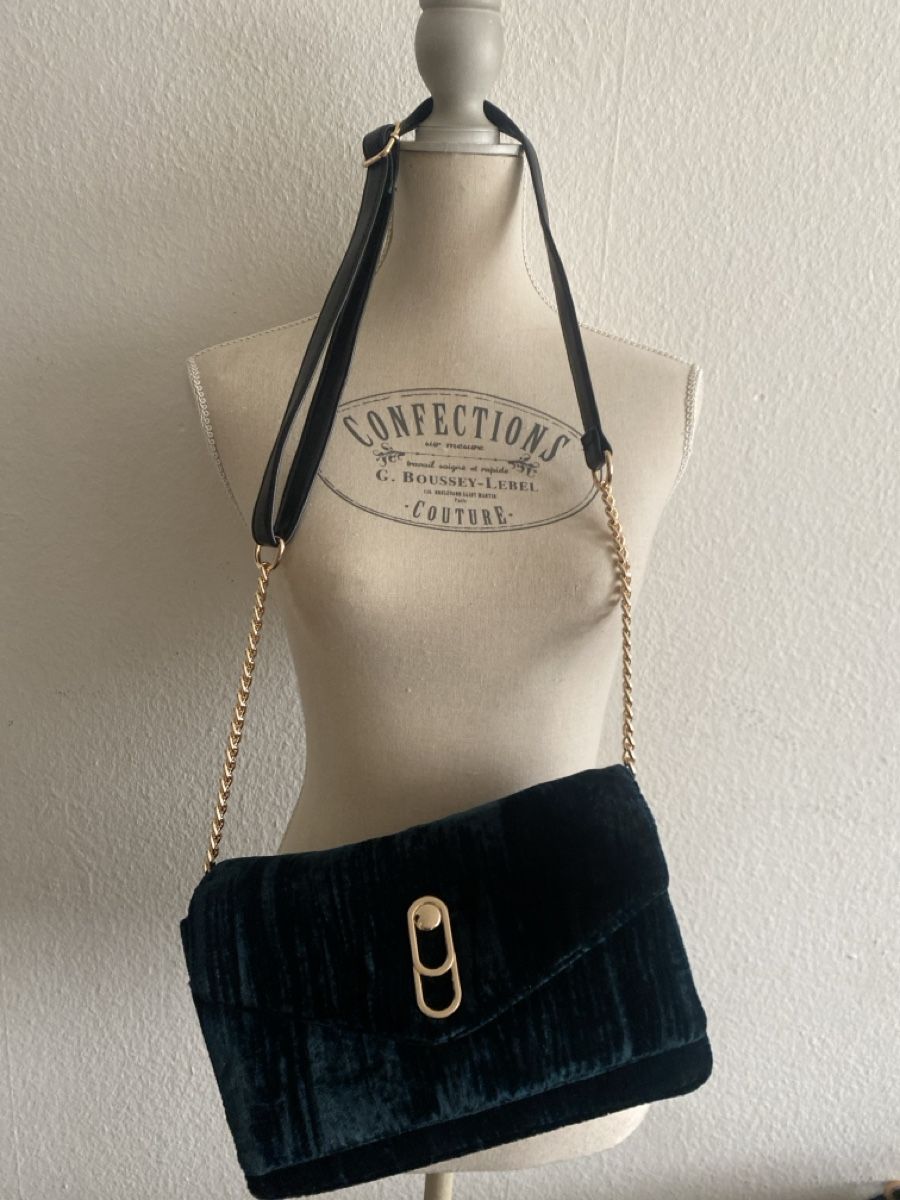Altro in  Abbigliamento & Accessori: Sac Morgan neuf en velours vert – Nuovo e nell'imballaggio originale da Geneve venduto da pat_p76n