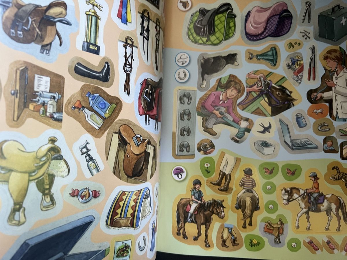 Libri: Ravensburger Pferde Stickerheft – Nuovo (secondo la descrizione) da Thun venduto da Siladi 1