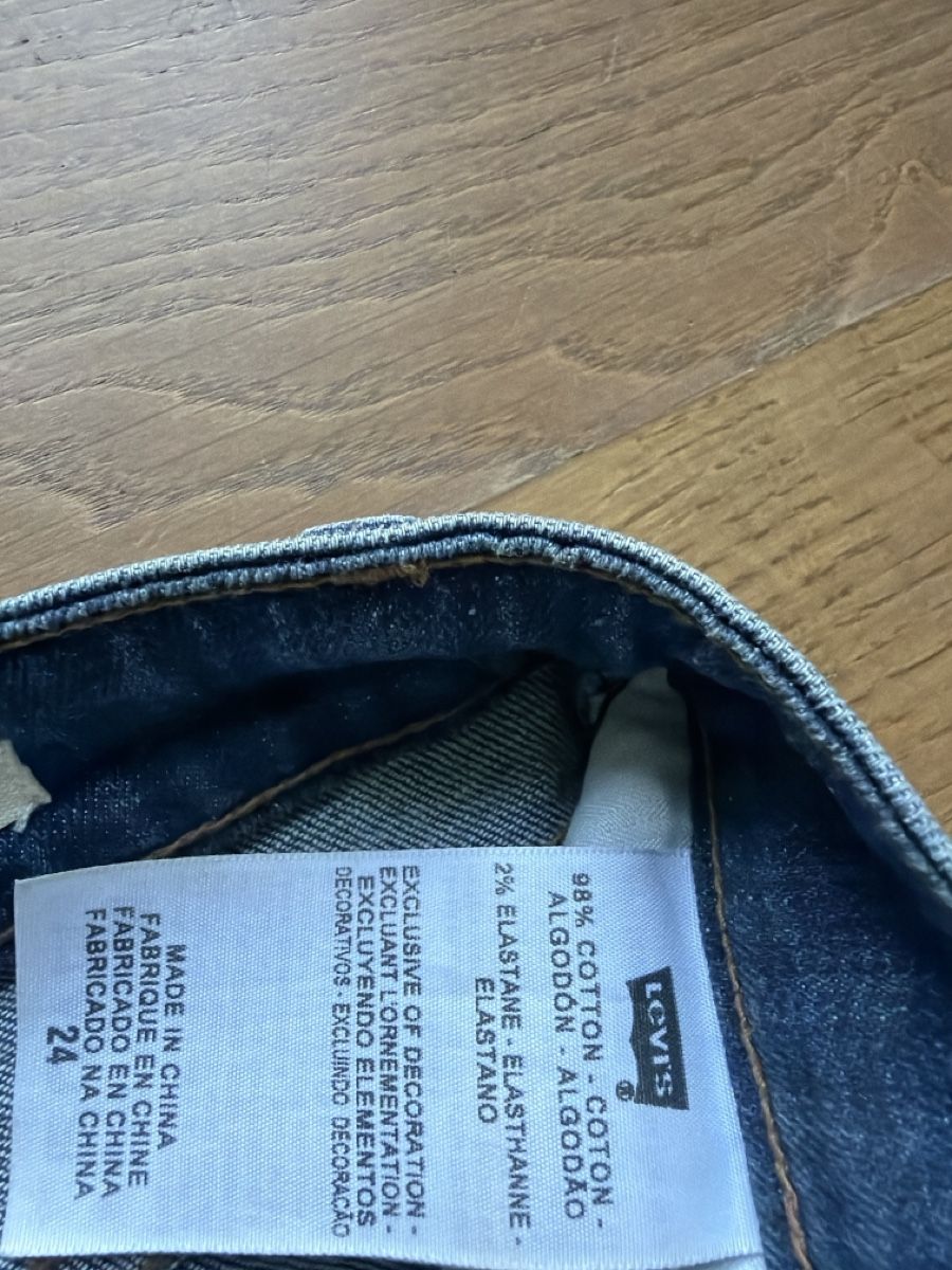 Levi's Jeans: Levi's Jeans Bootcut Grösse 24 – Usato da Flaach venduto da supskrissy_1 2
