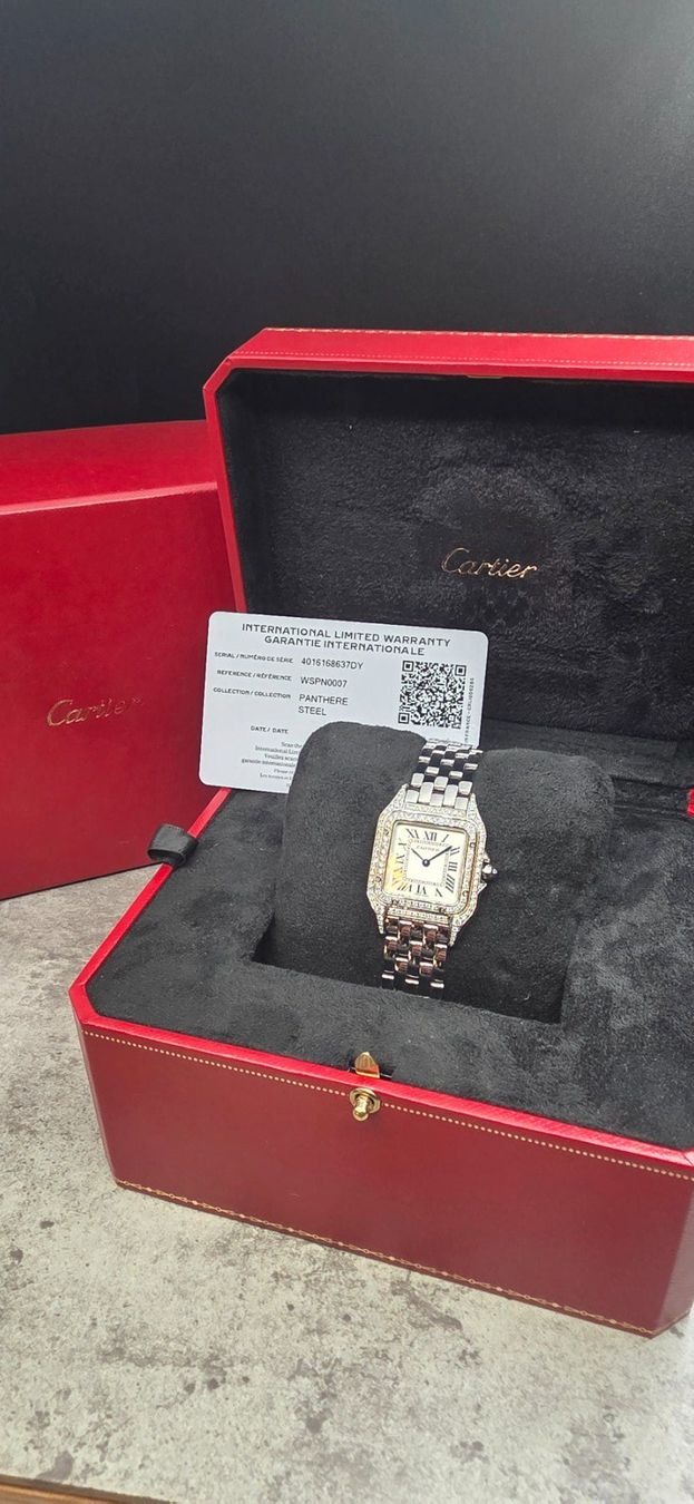 Cartier Uhren: Cartier – Neu und originalverpackt aus La Chaux-de-Fonds von curtitswisswatches 1