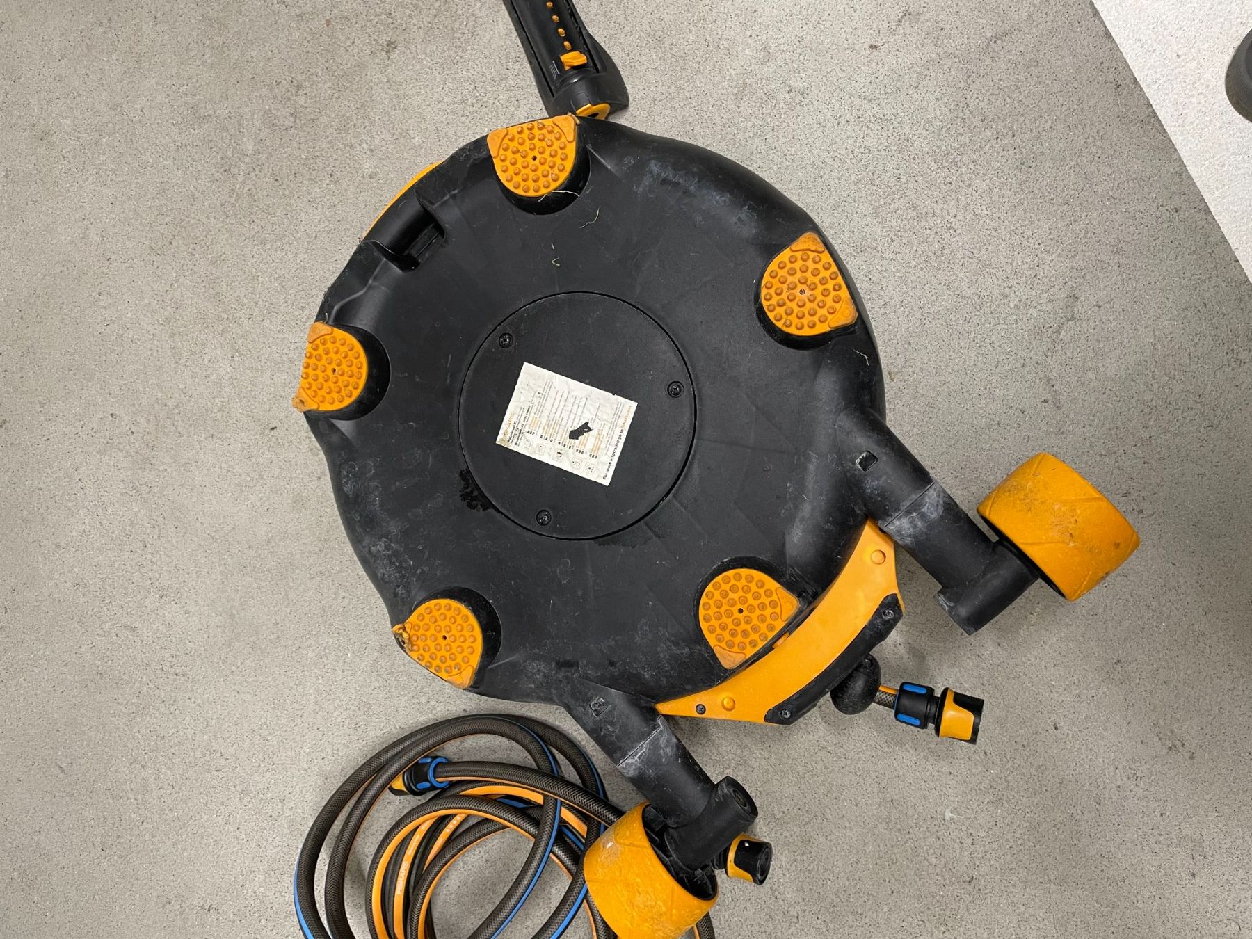 Fiskars Tutti gli attrezzi: Fiskars Waterwheel XL – Usato da Meisterschwanden venduto da Kian_K 1