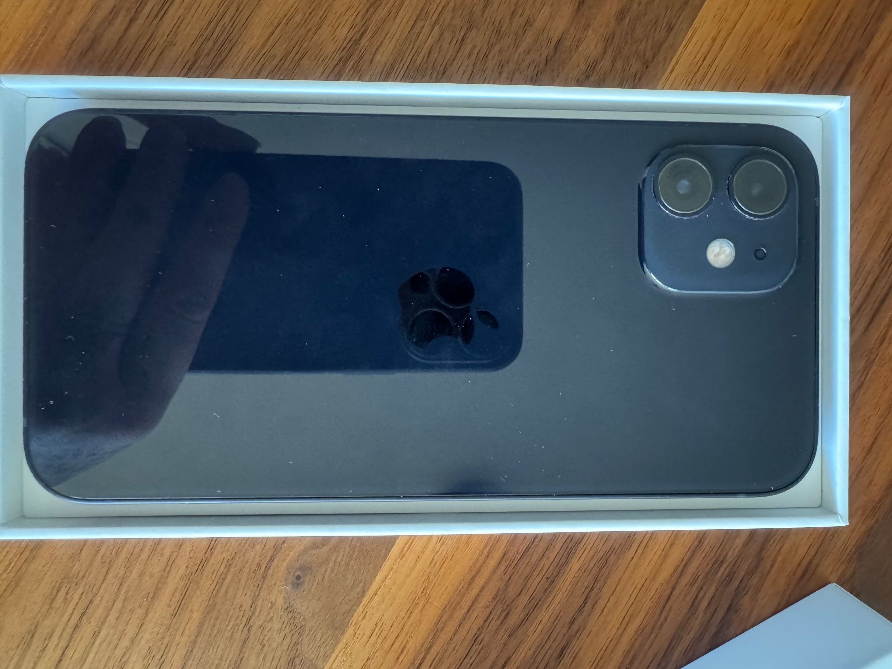 Apple Telefoni cellulari / Smartphones: iPhone 12, black, 128GB mit Hülle – Usato da Feuerthalen venduto da o_SiRiN_o 5