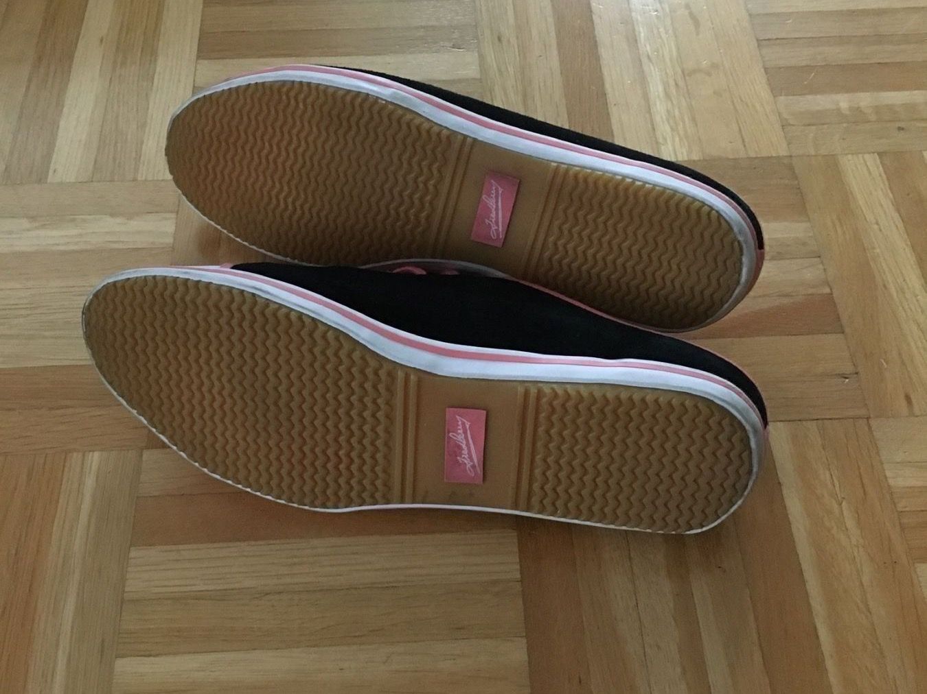 Fred Perry Scarpe da donna: Fred Perry Schuhe Gr. 41 – Usato da Rüfenacht BE venduto da anelesa 4