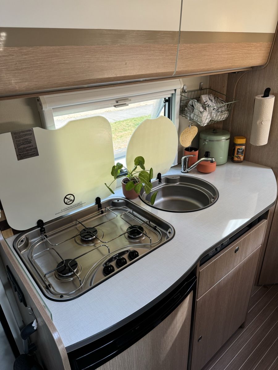 Sunlight Camping Fahrzeuge: Sunlight T58 von privat, Top – Gebraucht aus Nassenwil von Juna2109 4