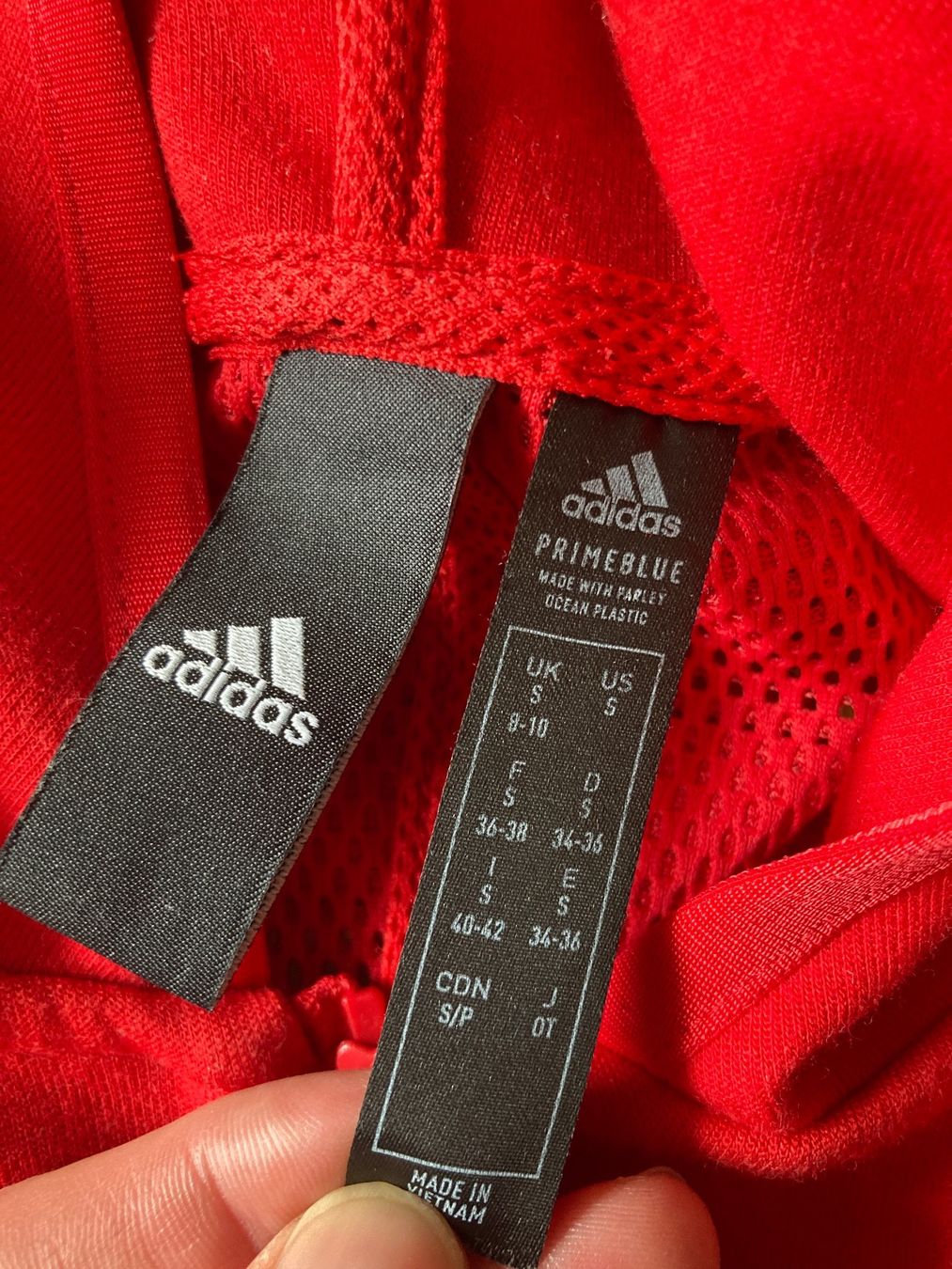 Adidas Giacche: Trainer Jacke Adidas Primeblue – Usato da Tagelswangen venduto da Bomu 3