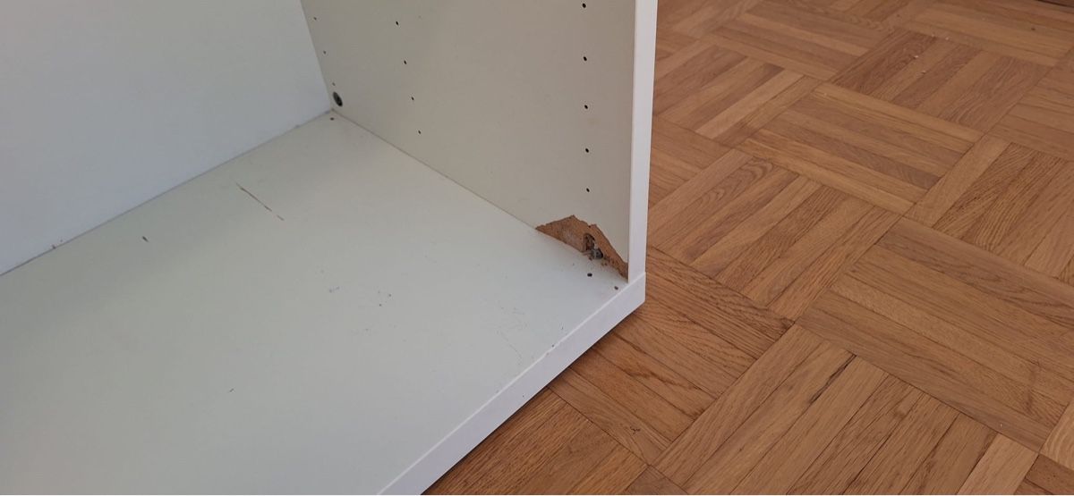 Scaffali: 2er Set Kommode, 1x Schrank, 1x Nachttisch – Usato da Muttenz venduto da 777338666 2