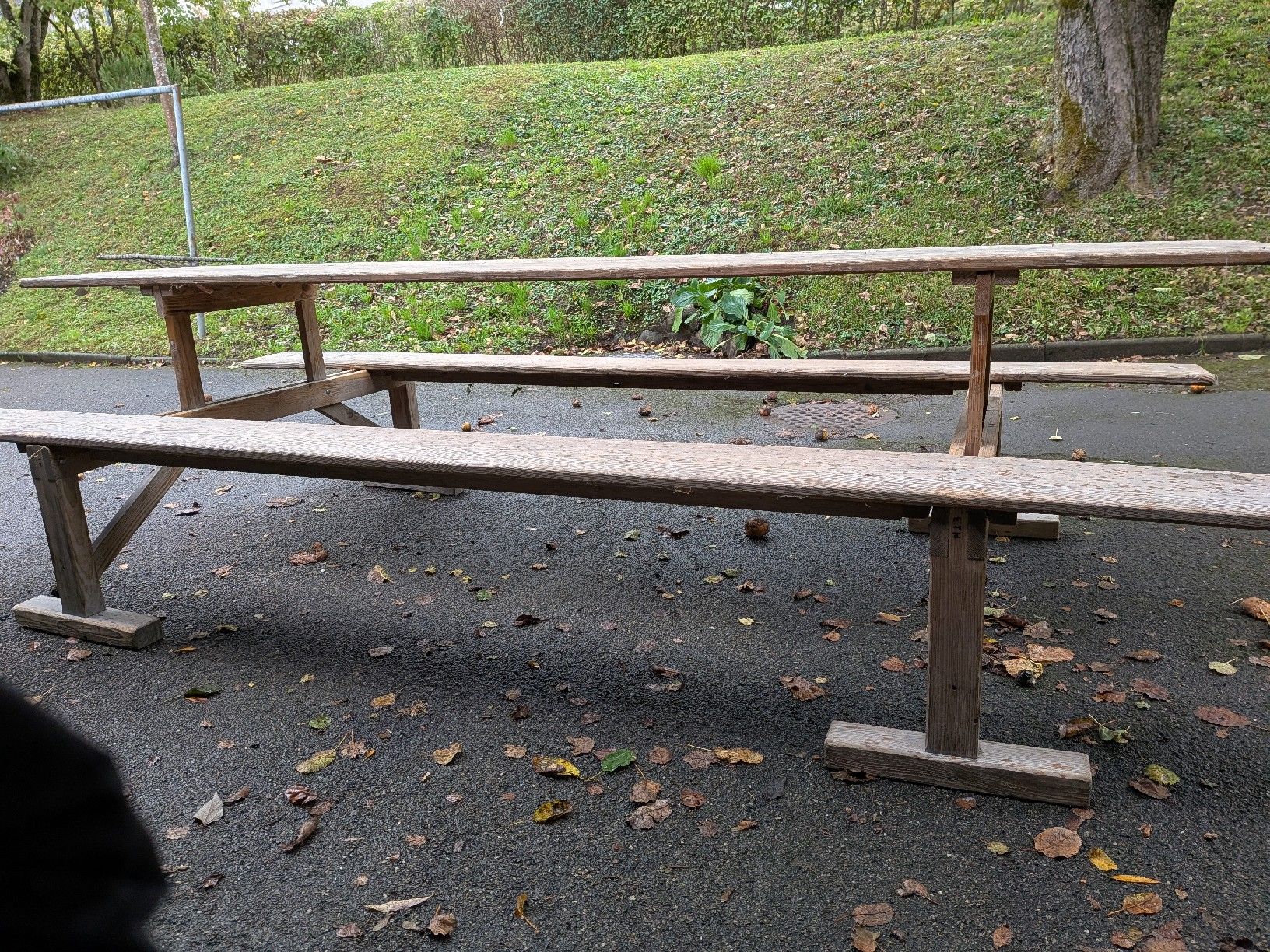 Set tavolo e sedie: Festbankgarnitur Holz – Usato da Uitikon Waldegg venduto da Pietsch2 2