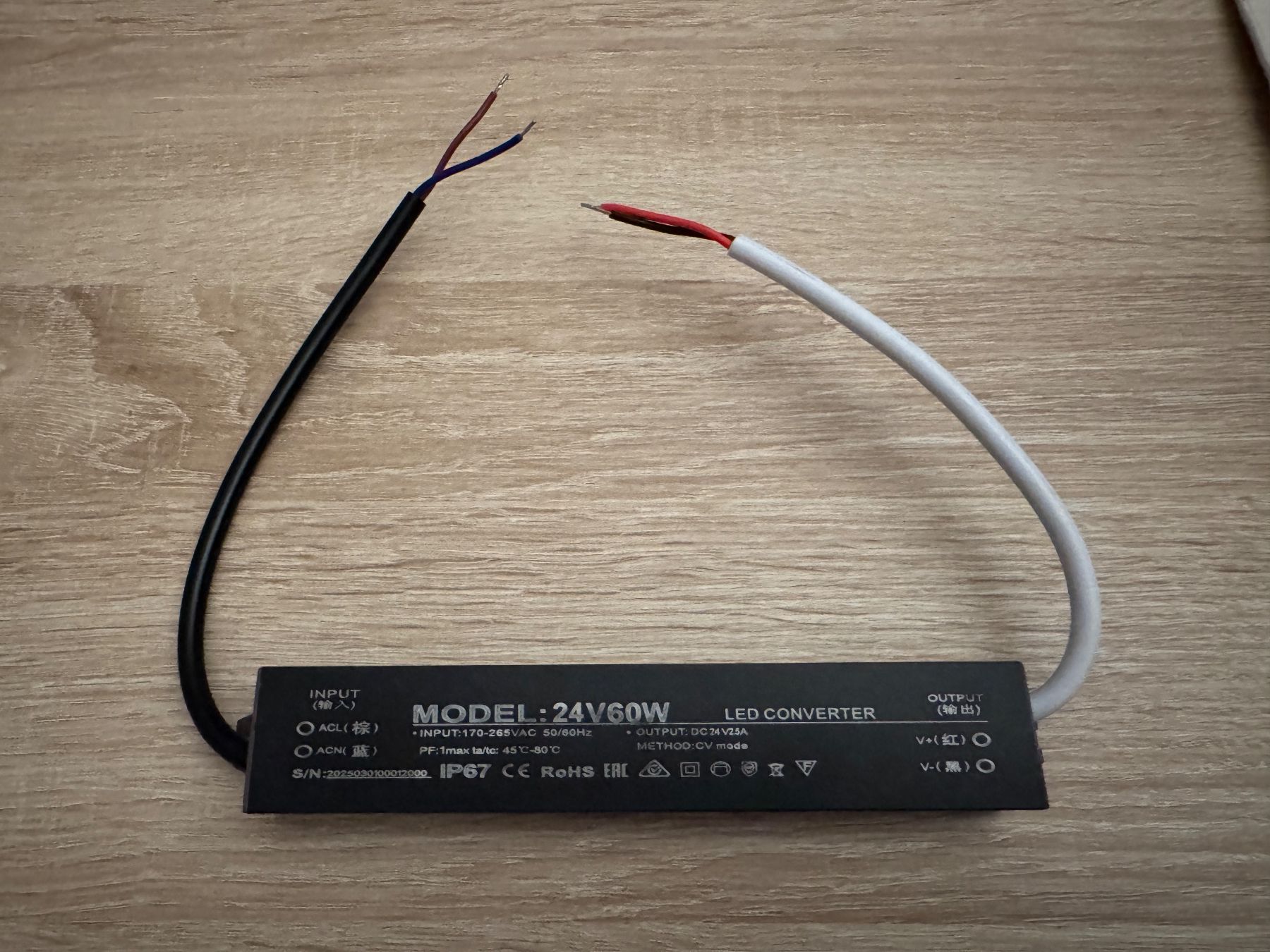 Alimentazione elettrica: 24V 60W Netzteil / IP65 Wasserdicht – Nuovo e nell'imballaggio originale da Oberuzwil venduto da MusicMinimax 1