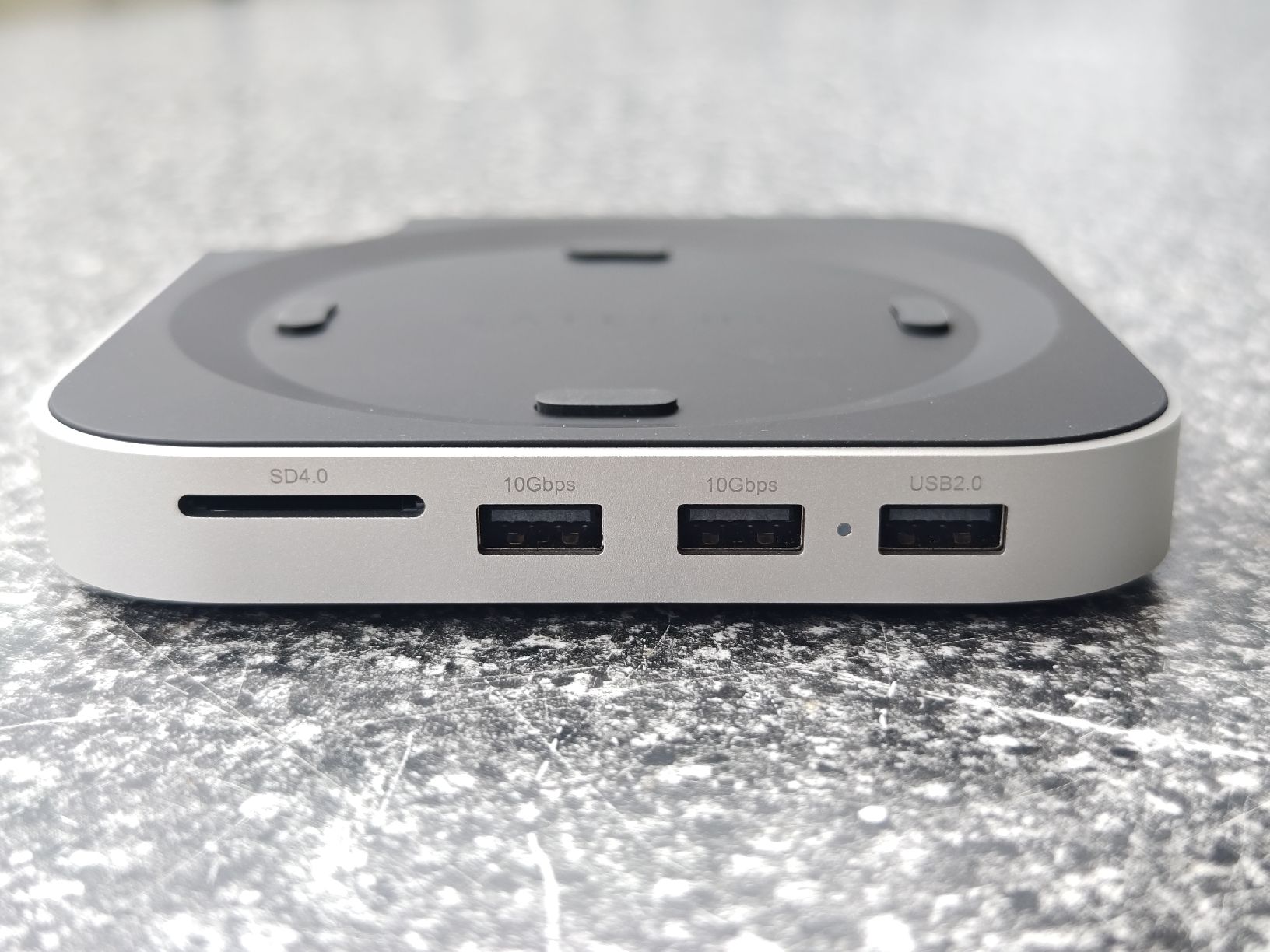 Satechi Hub & Switch: Satechi nvme SSD enclosure Type-c USB hub for Mac Mini ICES3 – Usato da Untersiggenthal venduto da yuc_kf2h 3