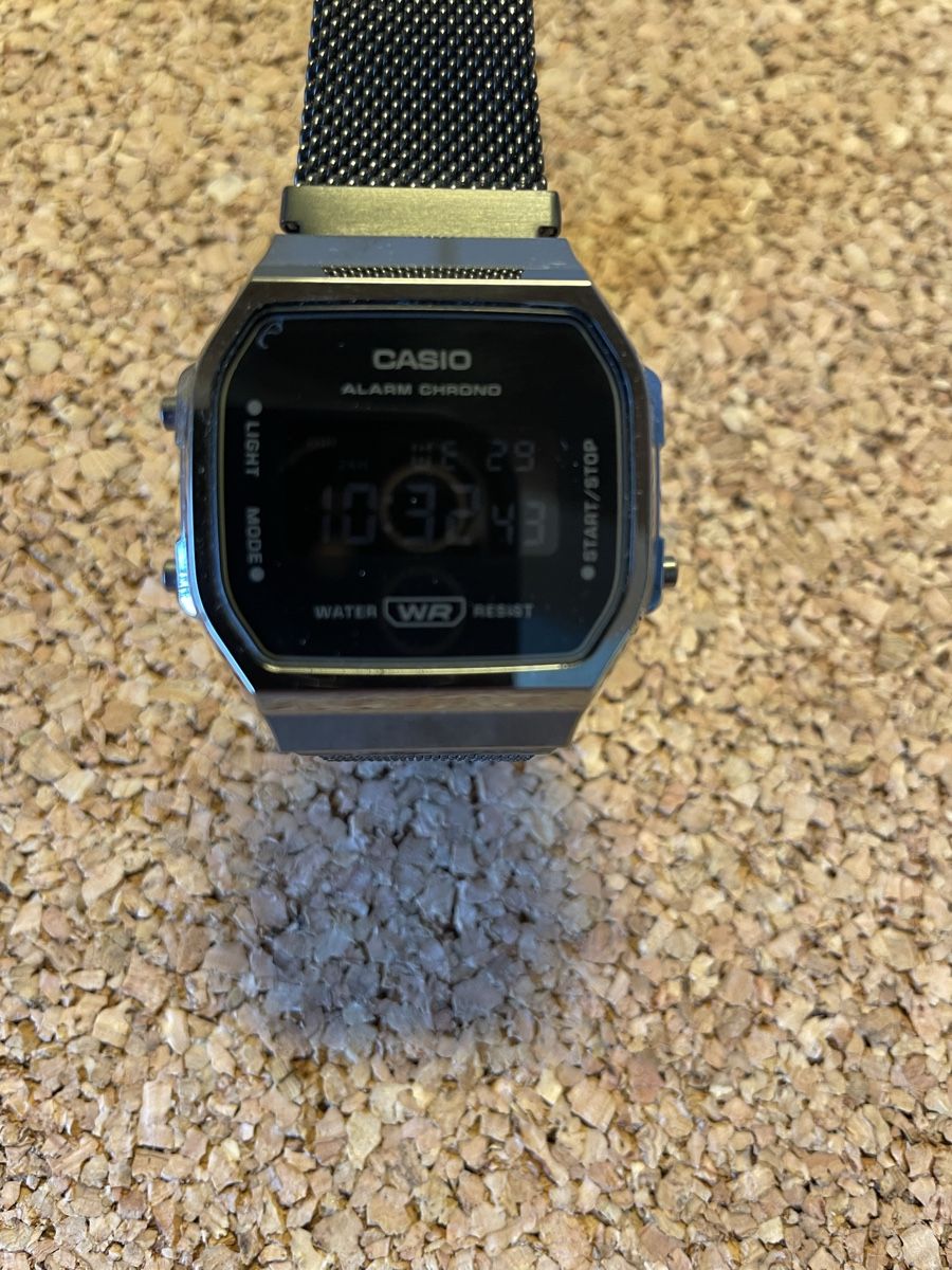 Casio Montres: Casio Uhr – Neuf (Voir description) à Thun par Pesche555