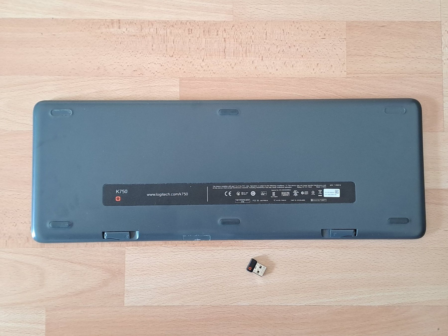 Logitech Tastiere: Logitech K750 Solar Wireless Tastatur mit Unifying-Receiver – Usato da Schaffhausen venduto da lucaalessandro 1
