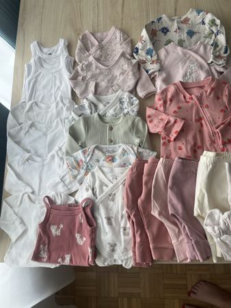 Newborn girls bundle clothing 