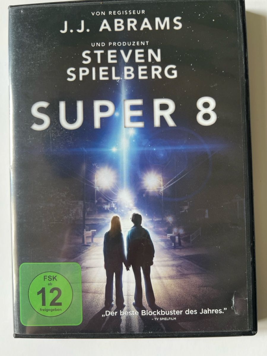 Tous les DVDs: Super 8 Spielberg Abrams  – D'occasion à Luzern par nochnichtaltpapier