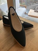 Schicke, schwarze Stoffschuhe, Gr. 37, neu..