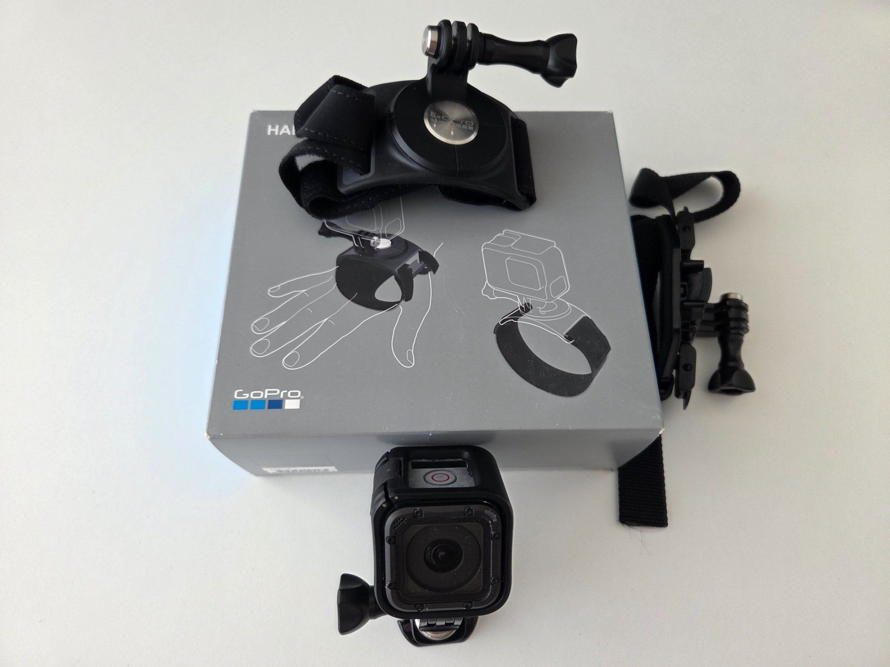 Gopro Action Cam: GoPro Hero4 Session mit Zubehör – Gebraucht aus Spreitenbach von kel_98vh