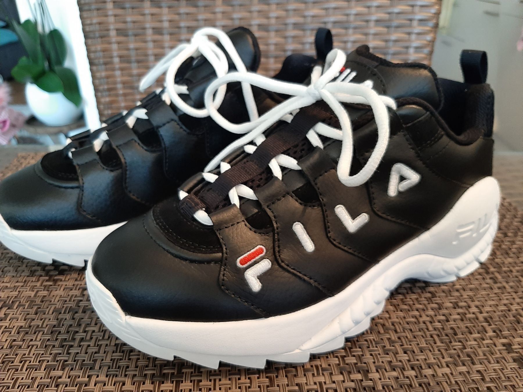 Fila Scarpe da donna: FILA  COUNTDOWN LOW  GR 40 – Nuovo e nell'imballaggio originale da Emmenbrücke venduto da Dior09
